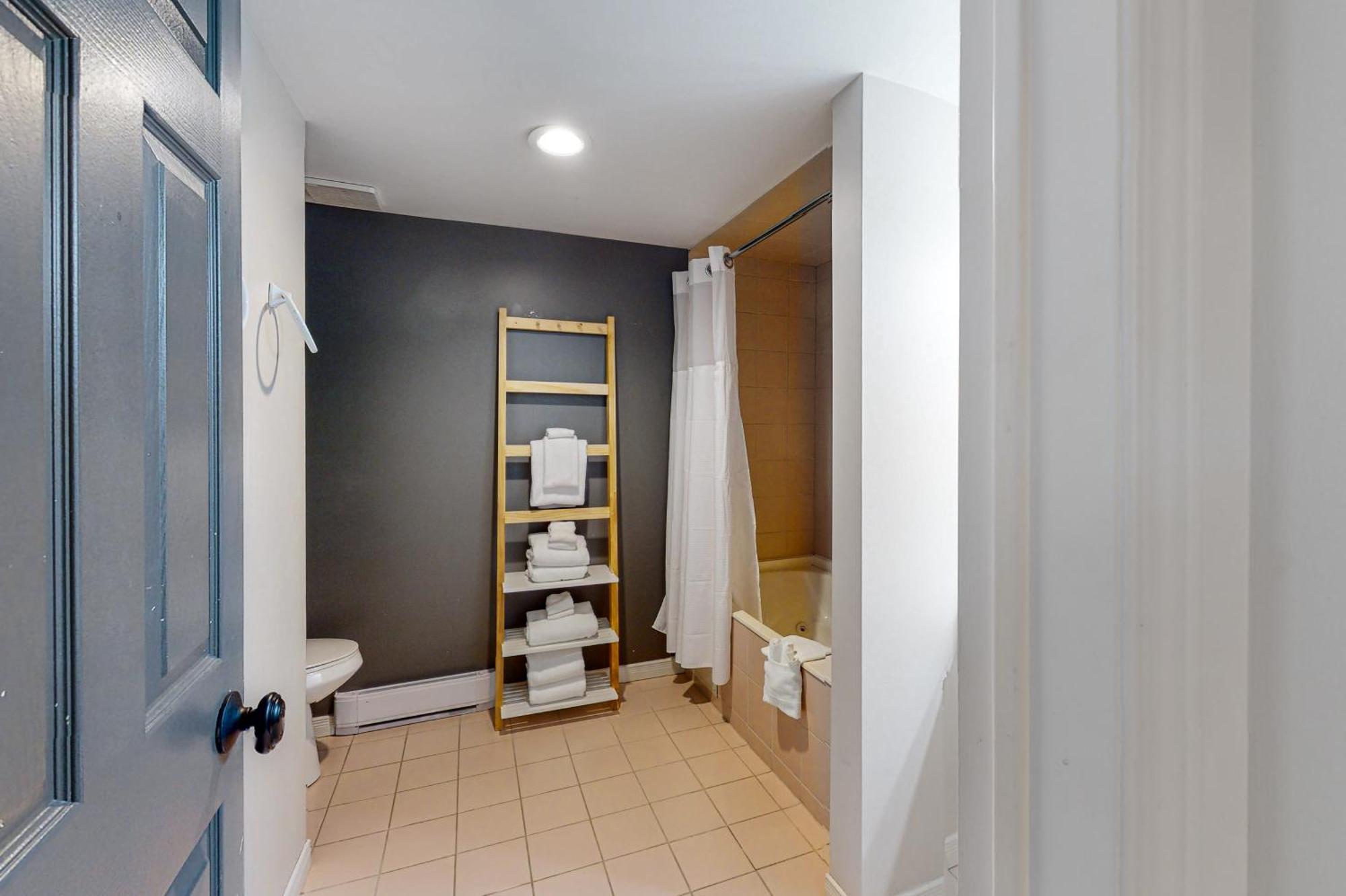 Apartment Wintergreen 126 *