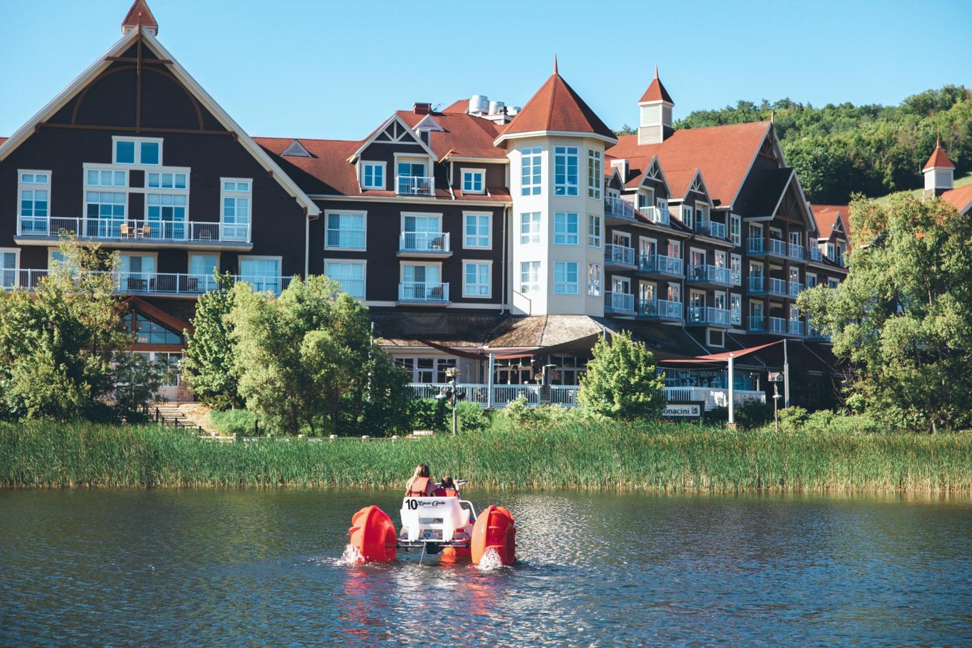 Hotel Blue Mountain