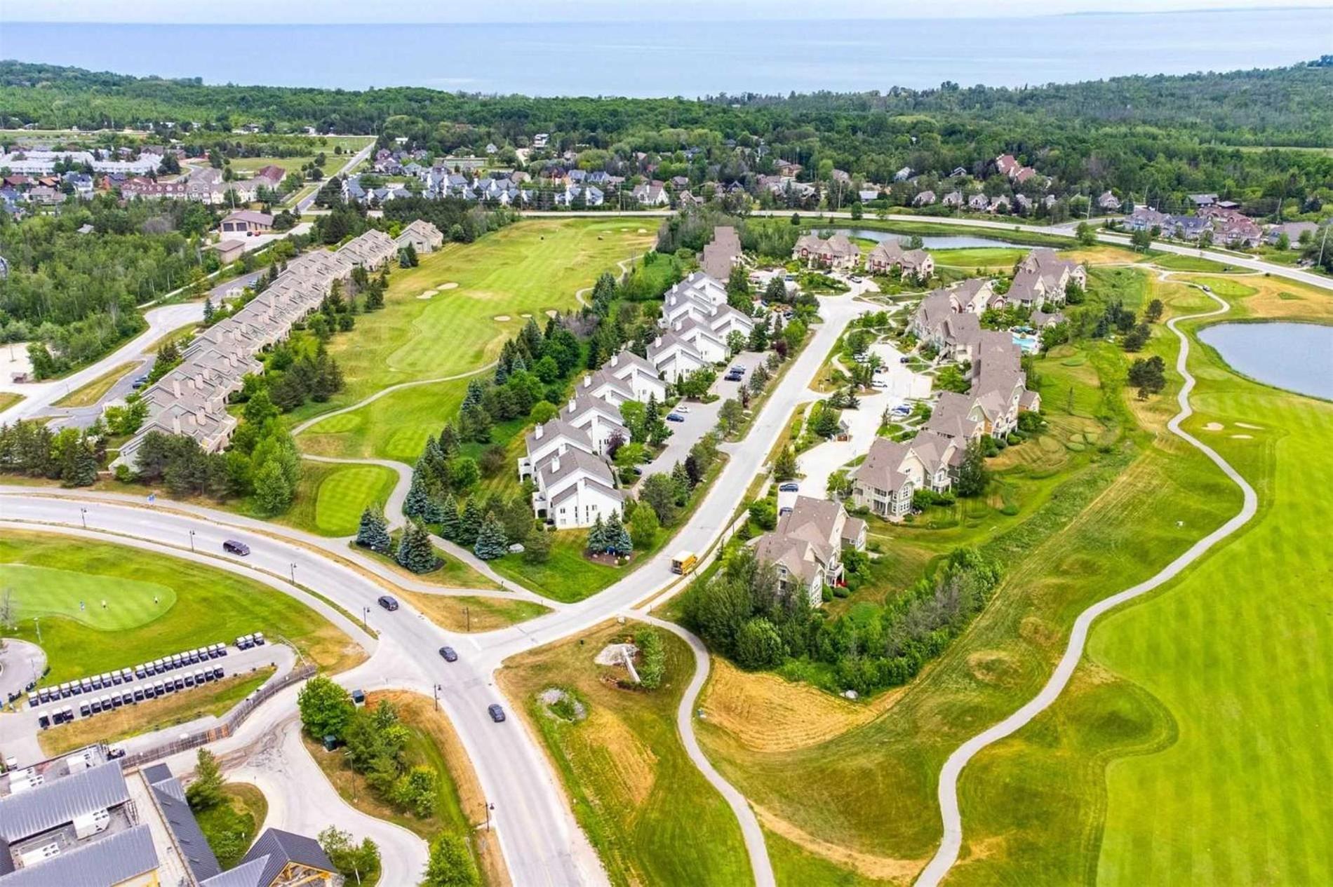 Luxurious Blue Mountain 3br & 3bth Walk-in To Village