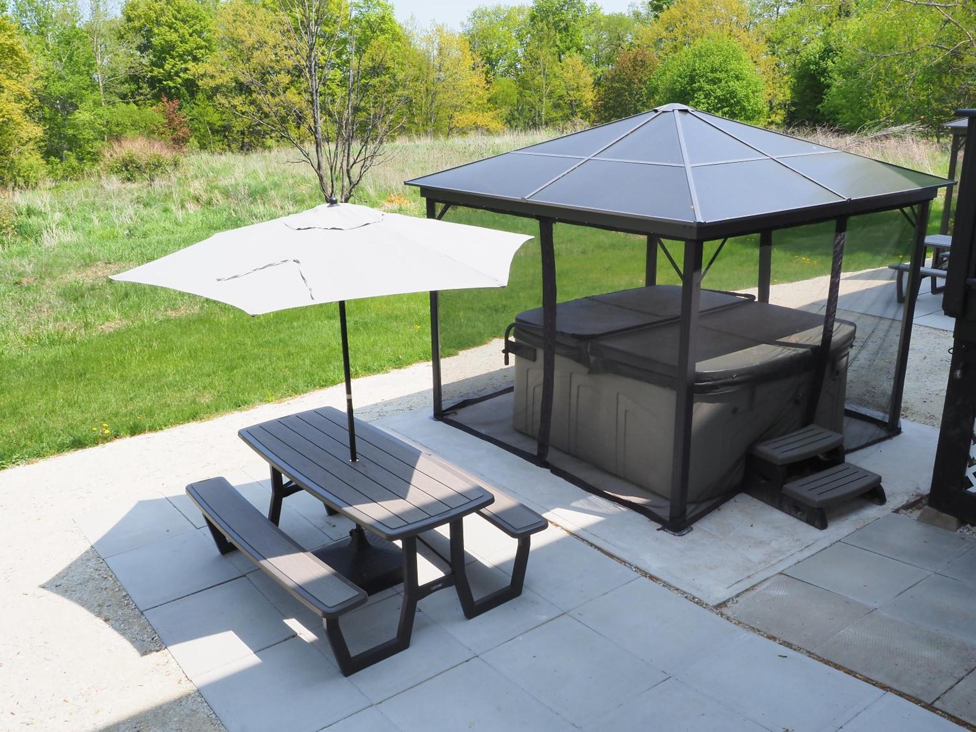 Gateside Expansive 6 Bedroom Hot Tub Near Village Blue Mountain * Blue Mountains