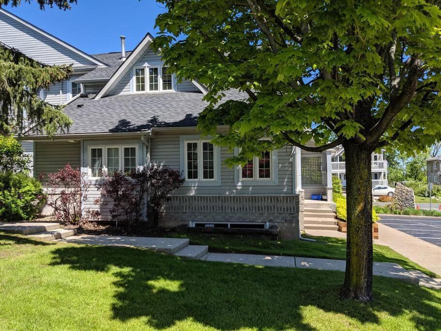 Cozy, 4 Bedroom Chalet, 10 Min Walk To Village