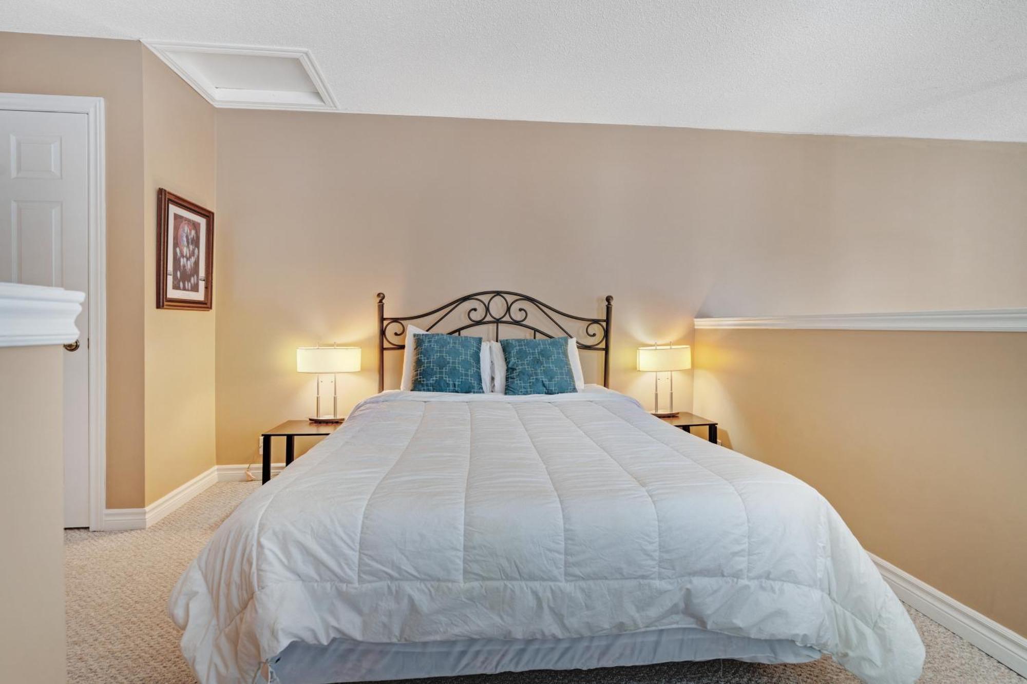 Sierra Lane 120 Blue Mountains