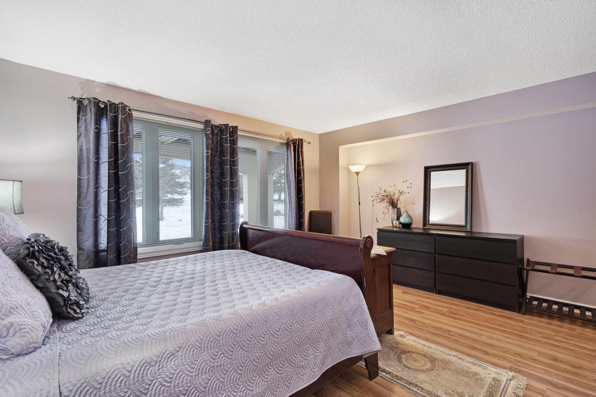 Sierra Lane 120