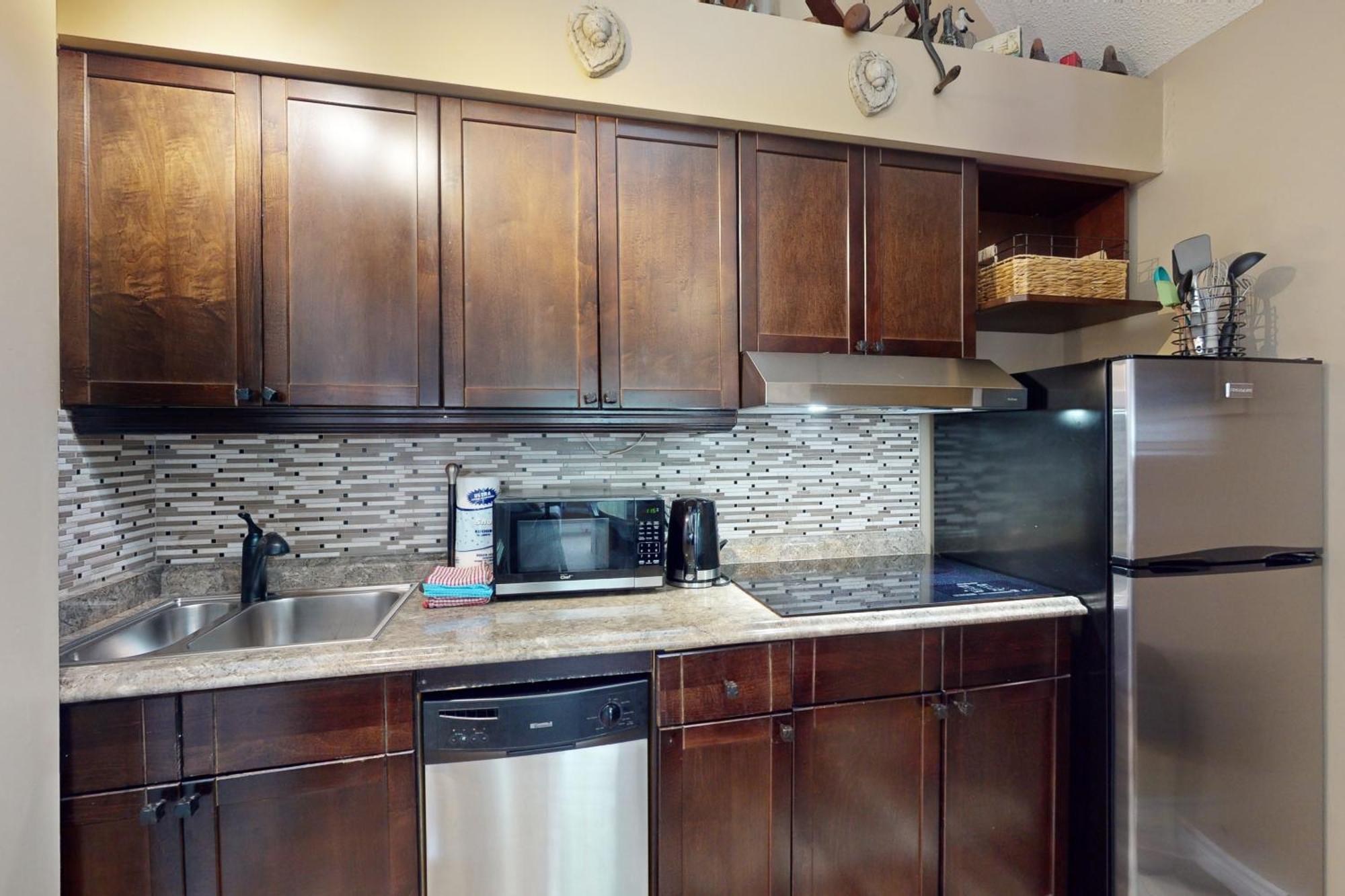 Apartment 912 At North Creek
