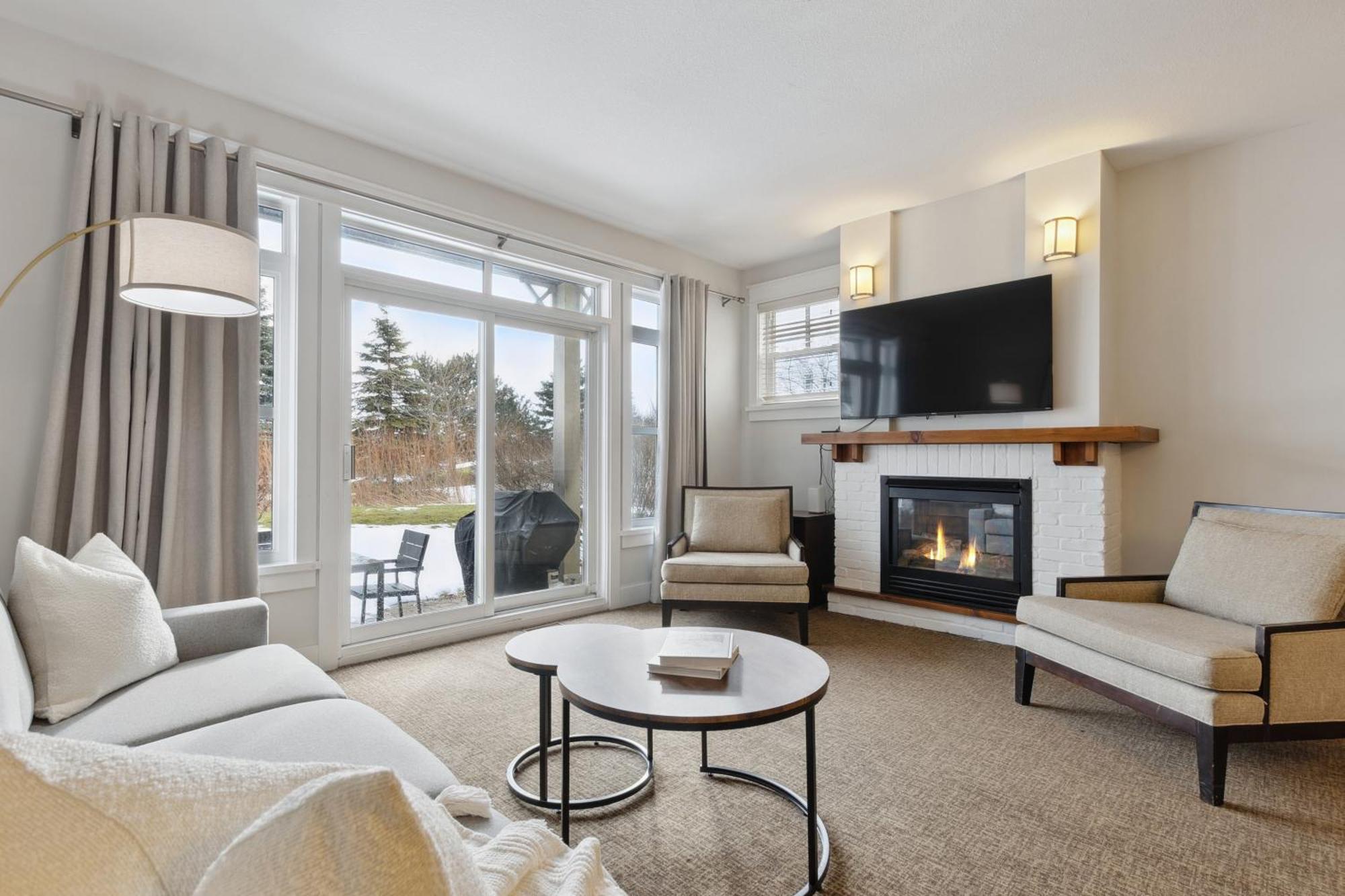 Blue Mountain Retreat At Rivergrass *