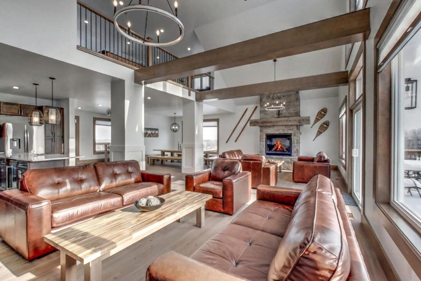 Brand New Luxury At Blue Mountain Hills, Hot Tub, 7 Baths * Blue Mountains
