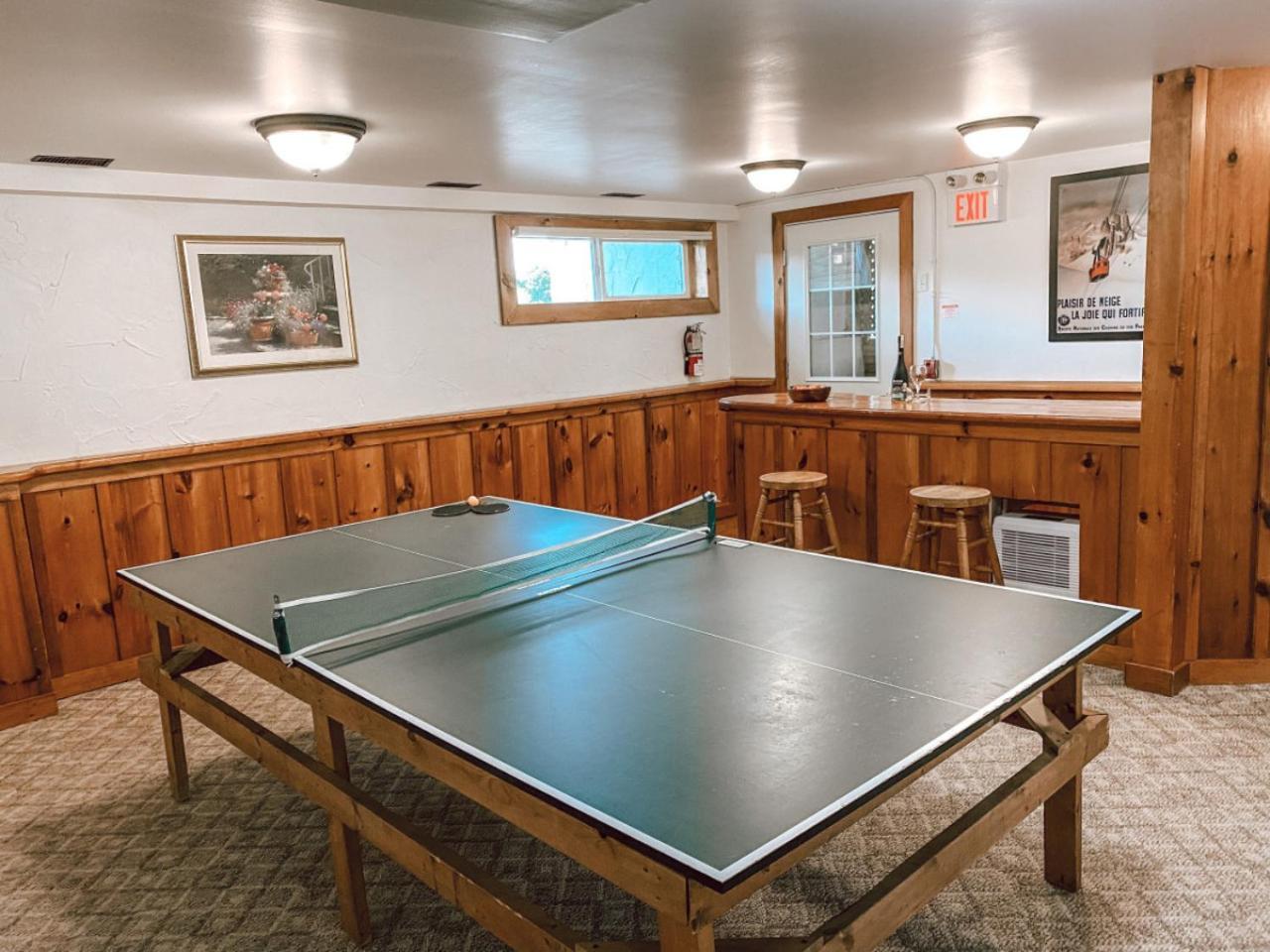 6 Bdrm At Blue Mountain, Private Access, Hot Tub, Sauna, Bbq, Petfriendly *