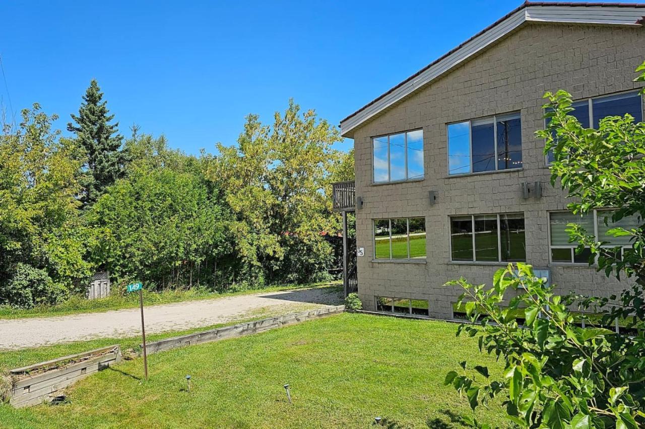 Chalet Just Steps From Blue With The Perfect View - 7br