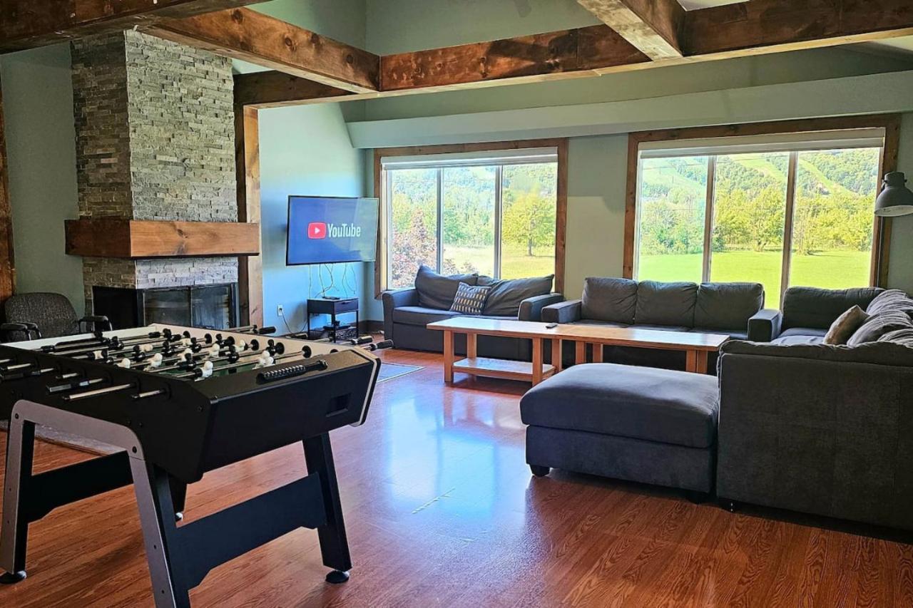 Chalet Just Steps From Blue With The Perfect View - 7br Blue Mountains