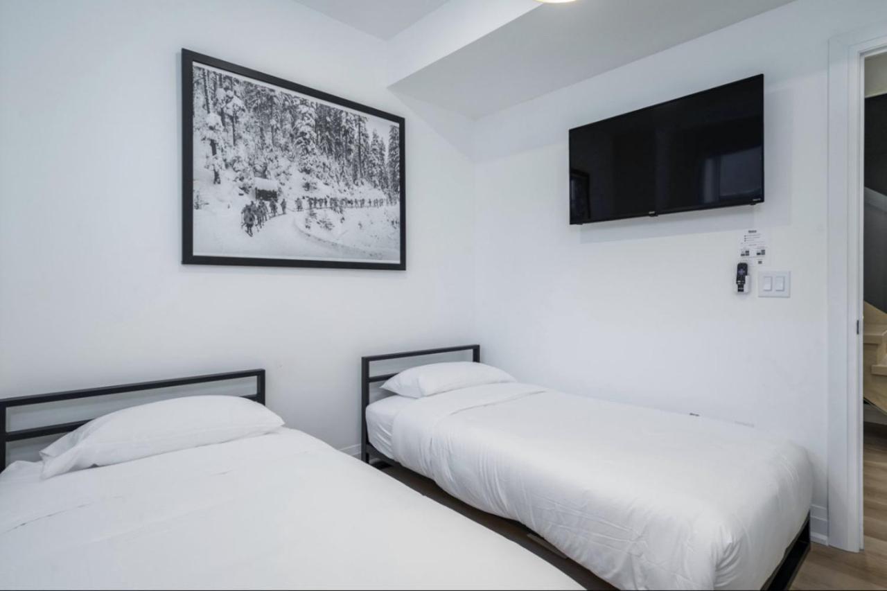 The Luxury Black Rose At The For 20 Chalet *