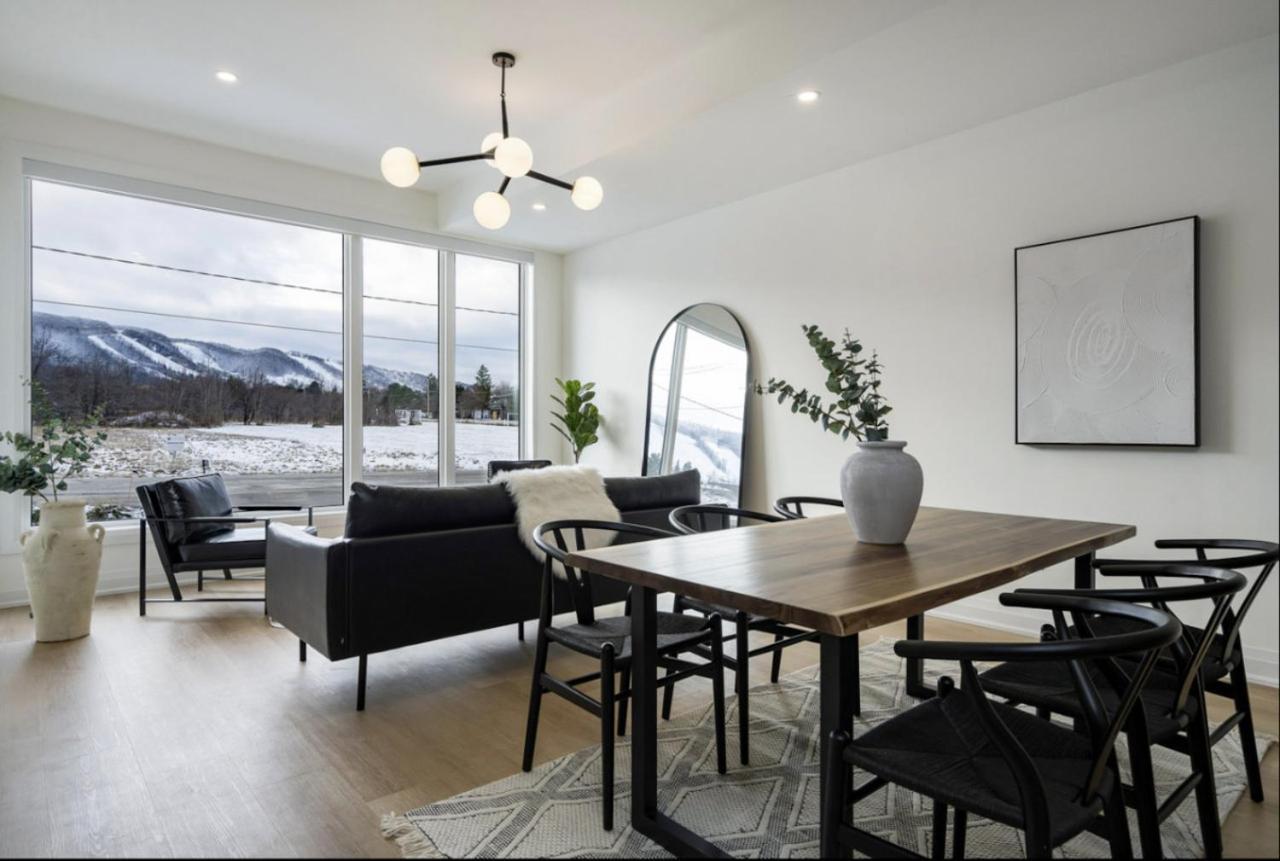 Chalet The Luxury Black Rose At The For 20