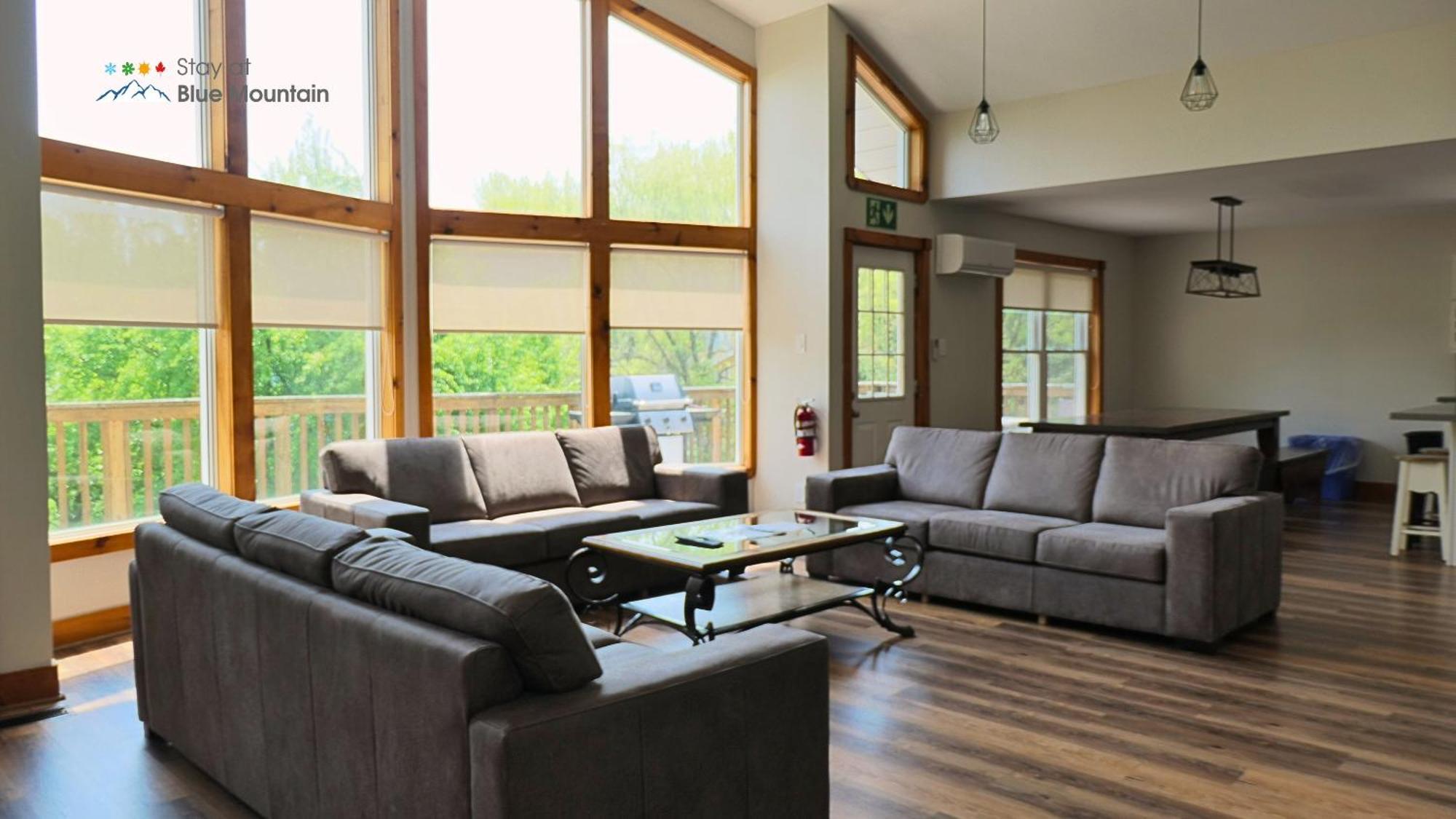 Summit Ridge 6 Chalet Blue Mountains