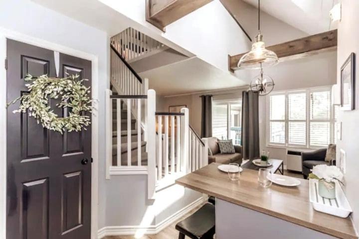 Rustic Loft At Blue