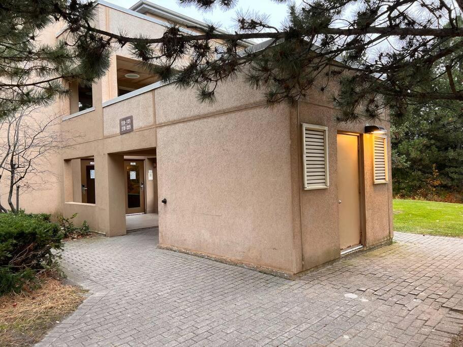 Modern/rustic 2 Story Condo/3 Min Walk To Village Blue Mountains