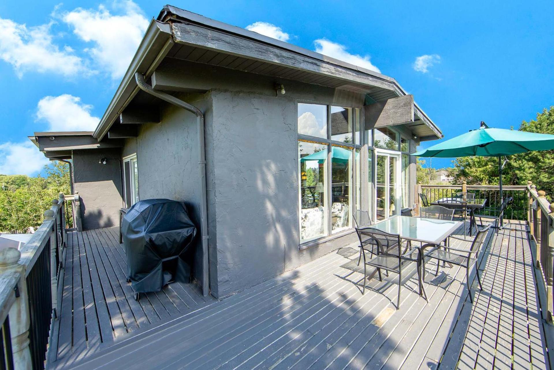 Chalet Blue Mountain