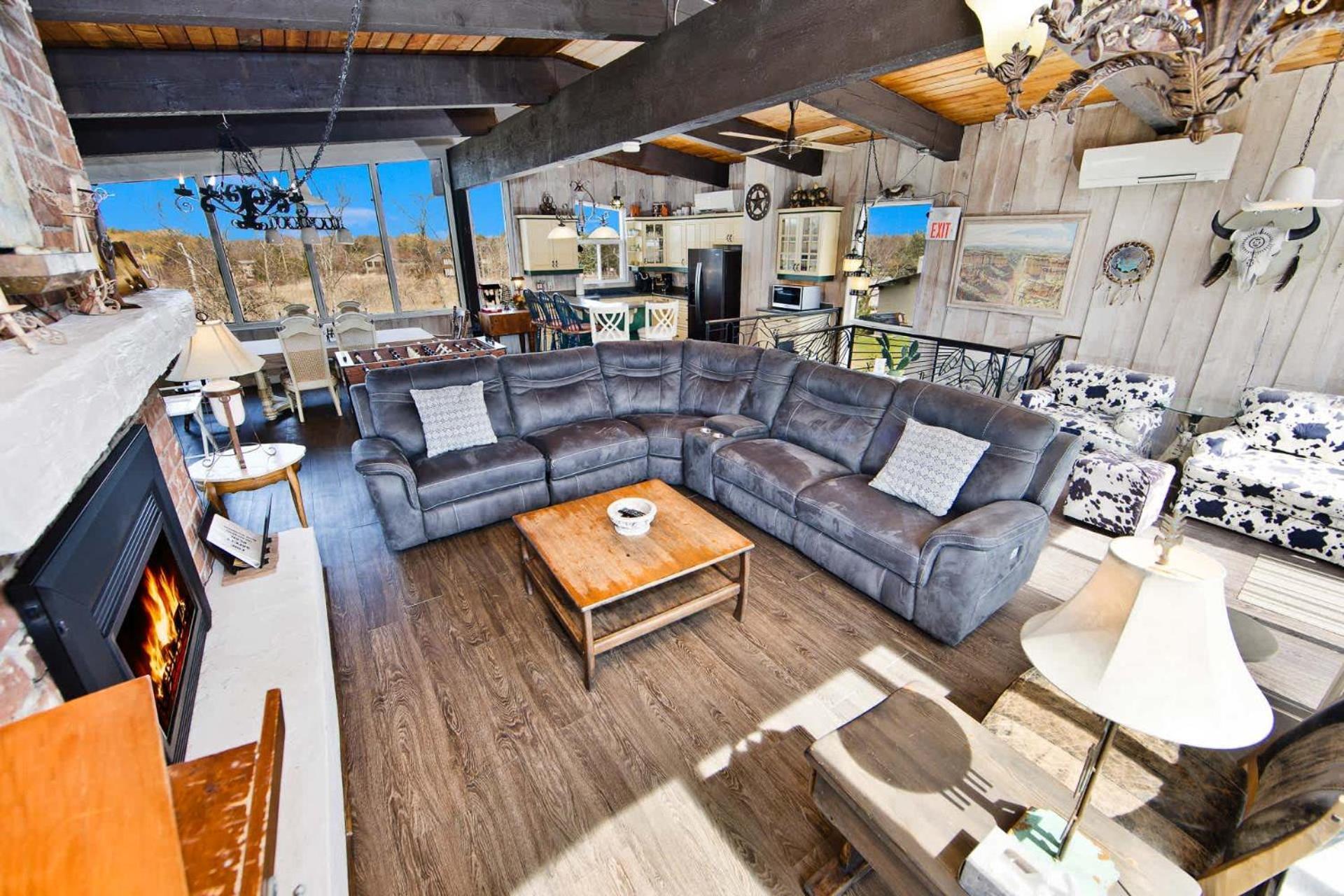 Chalet Blue Mountain *