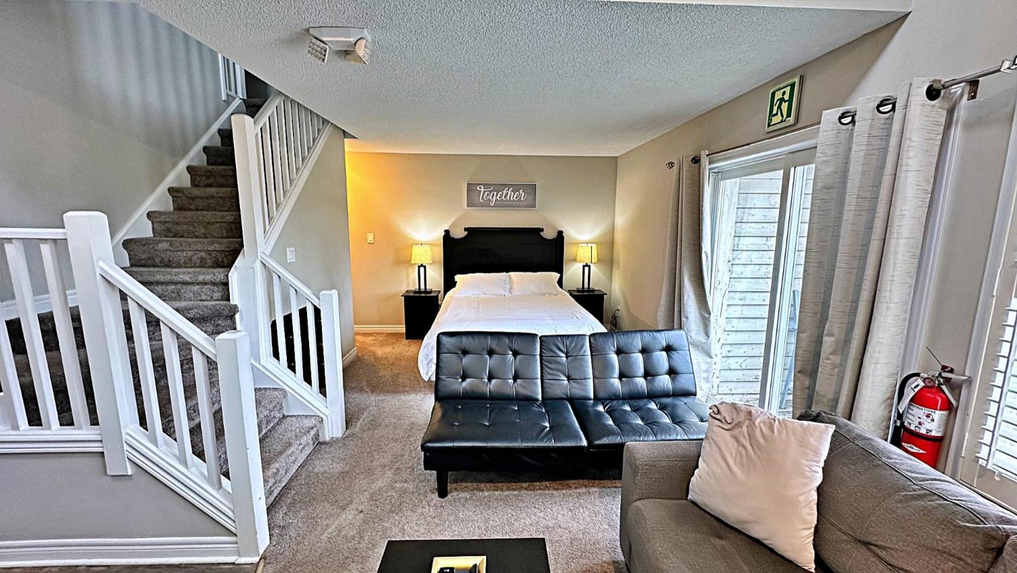 Freshly Upgraded Cozy Loft @ North Creek Holiday home *