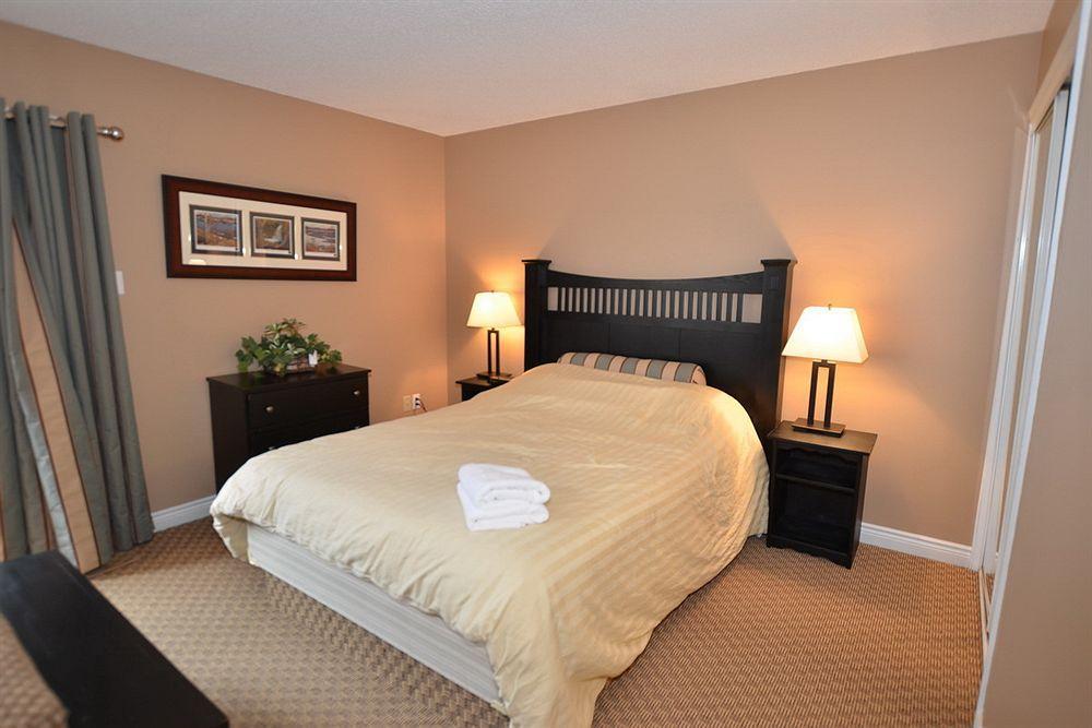 Blue Mountain Suites Lodge *