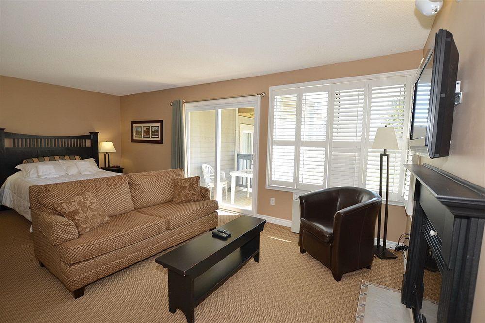 Blue Mountain Suites *