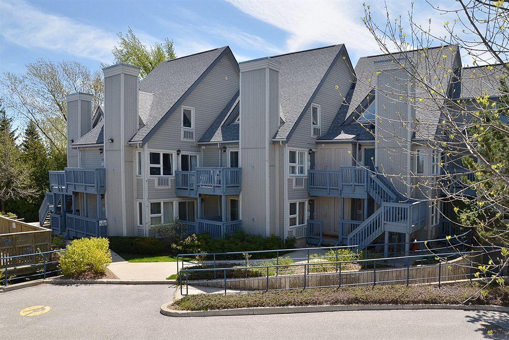 Blue Mountain Suites * Blue Mountains