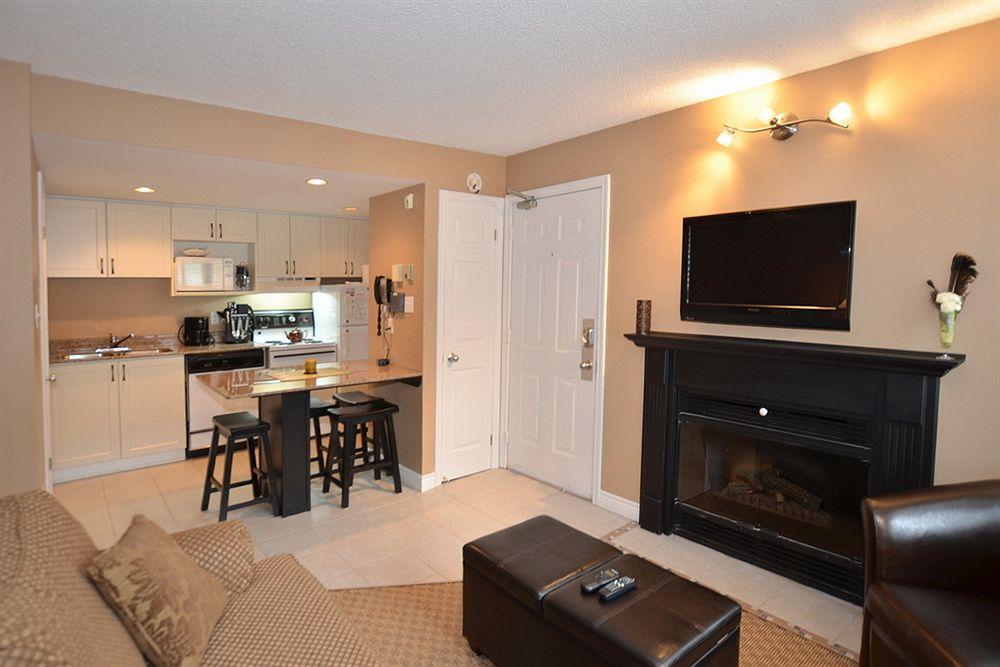Blue Mountain Suites Lodge *