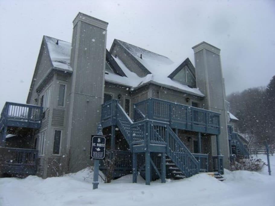 Lodge Blue Mountain Suites *