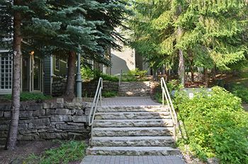 The At Blue Mountain Chateau Ridge Hotel 3*