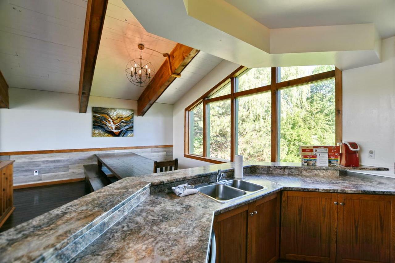 Mountain View Chalet