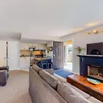 Steps To The Hill 1 Bedroom Cravetv
