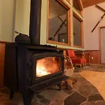 Relax At The Mountaintop Chalet