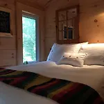 The Retreat House Blue Mountain