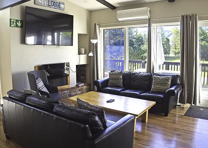 Gateside Chalets 6 Bedroom Hot Tub Near Village