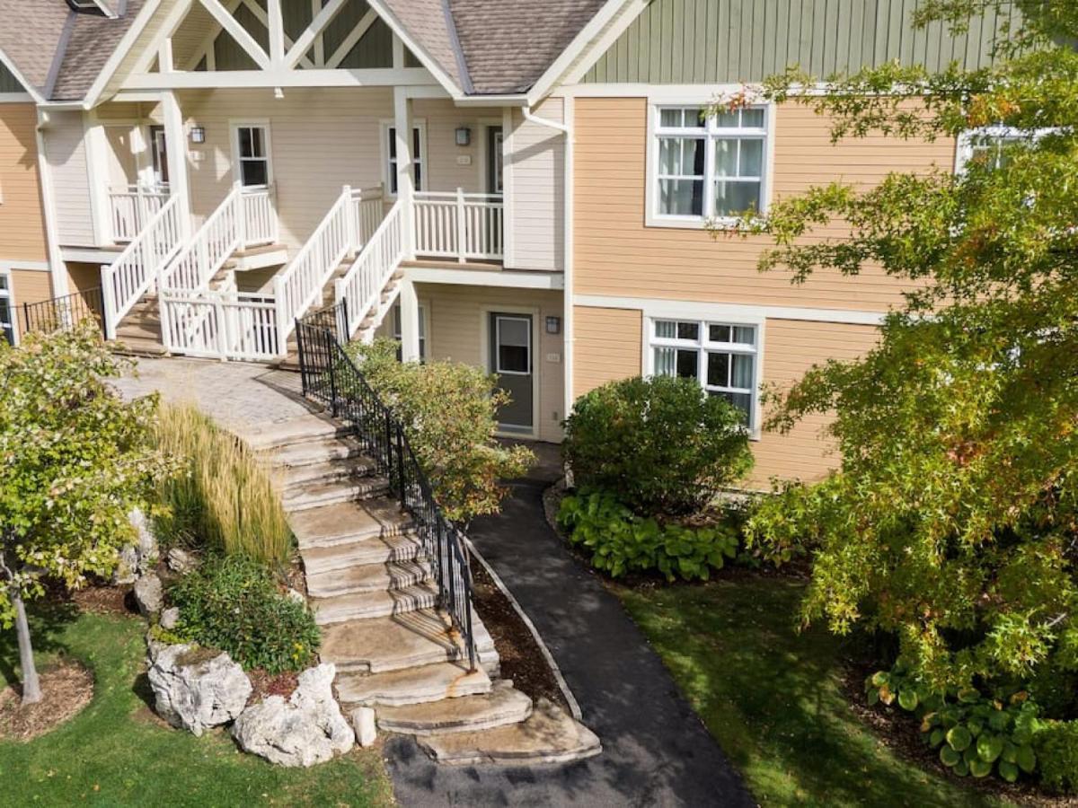 Chalet 2 Bedroom Only Steps To The Village! *