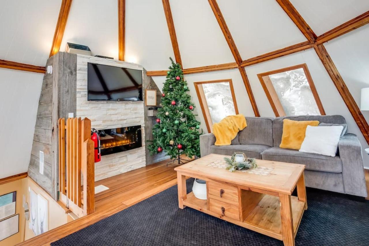 The Beehive W Hot Tub Sauna & Fireplace Blue Mountains