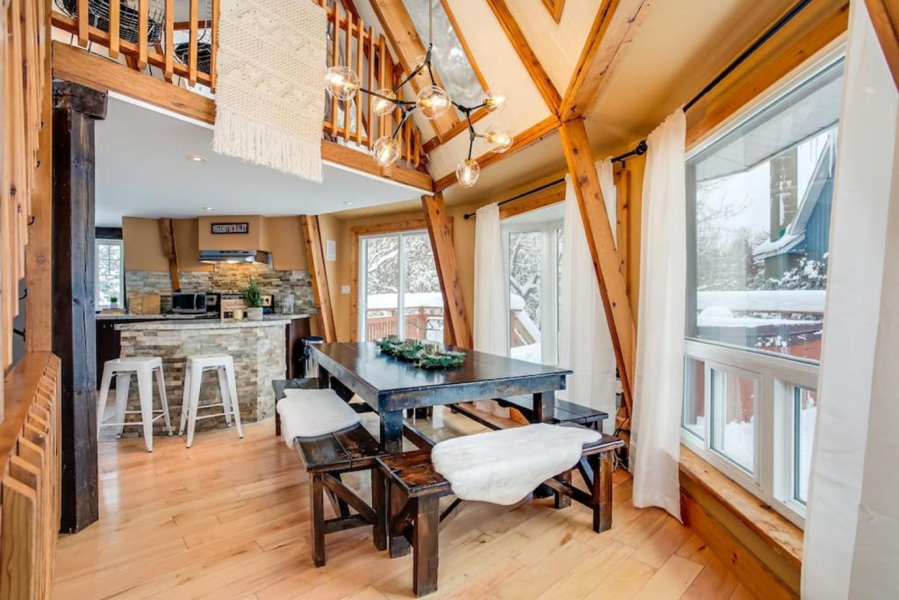 The Beehive W Hot Tub Sauna & Fireplace * Blue Mountains