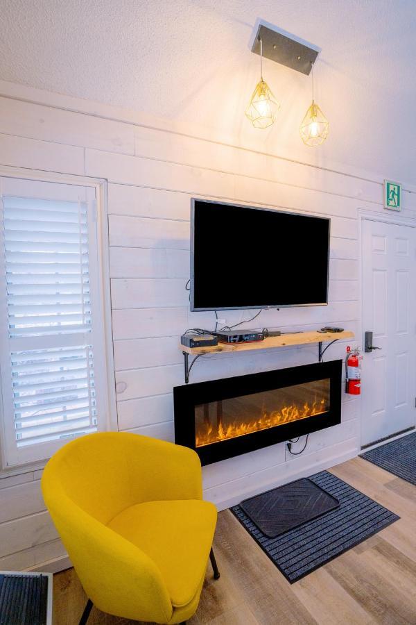 Loft With A View Of Blue - Free Wifi, Linens And Towels Included Holiday home