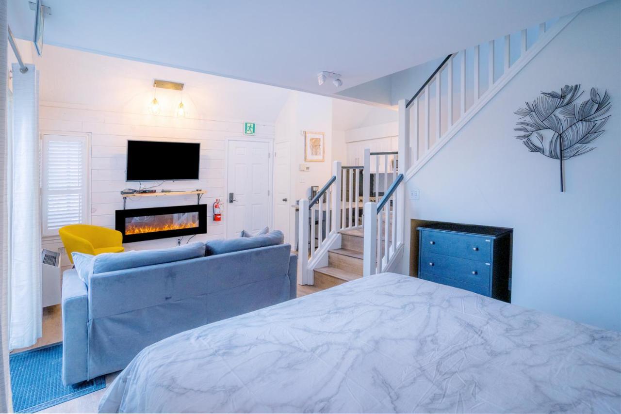 Loft With A View Of Blue - Free Wifi, Linens And Towels Included Holiday home