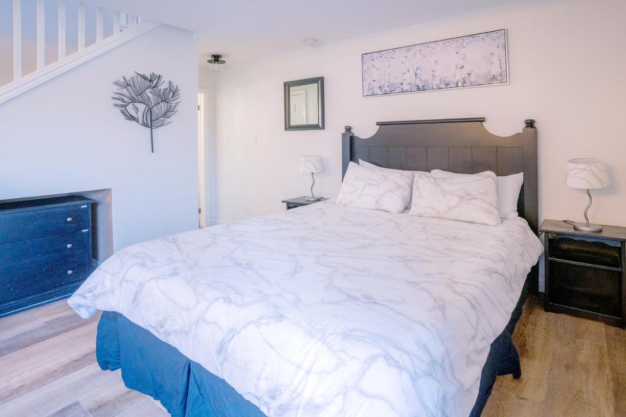 Loft With A View Of Blue - Free Wifi, Linens And Towels Included Holiday home