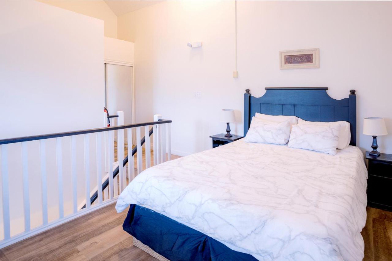 Loft With A View Of Blue - Free Wifi, Linens And Towels Included * Blue Mountains