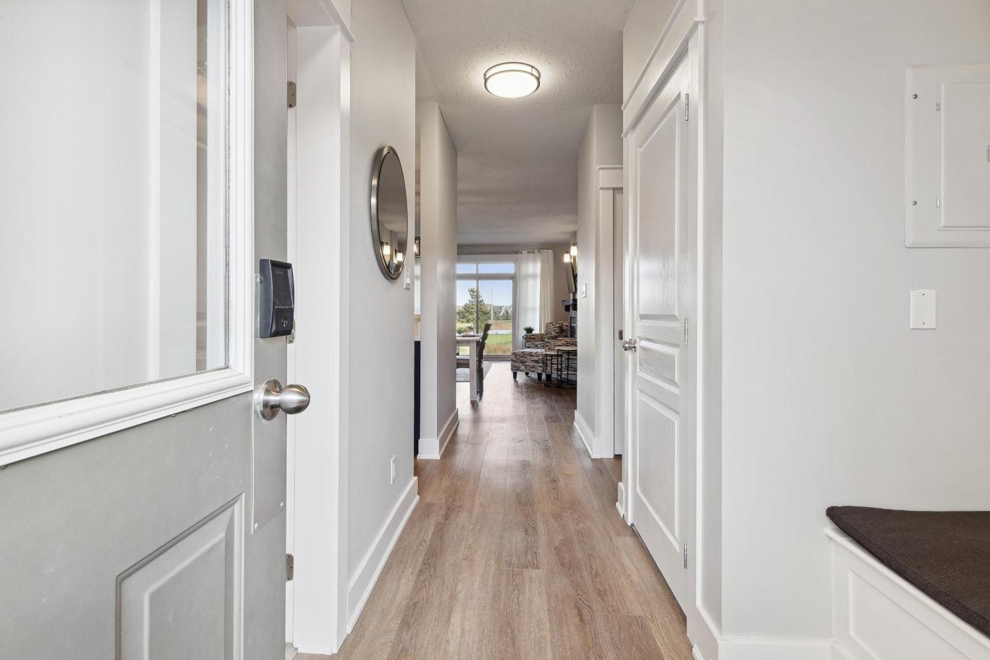 2 Bedroom Only Steps To The Village! * Blue Mountains
