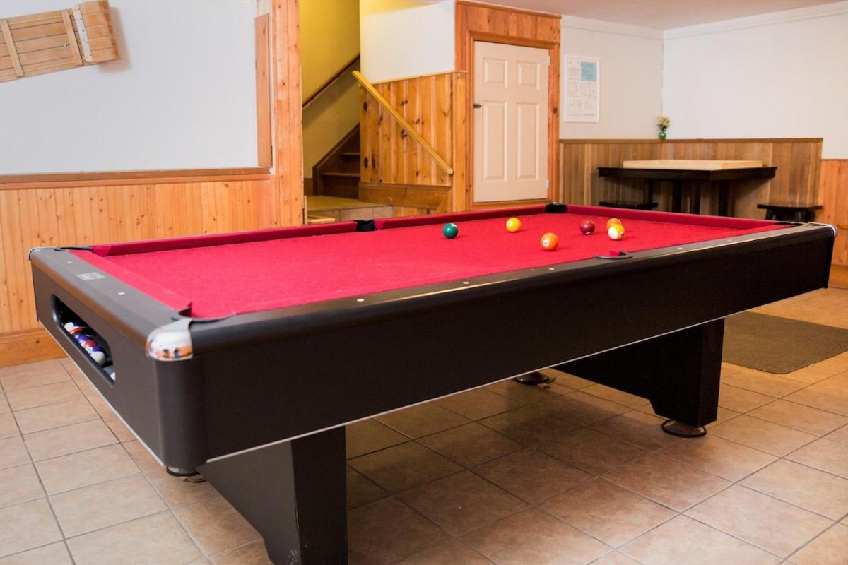 Relax At The Mountaintop Chalet