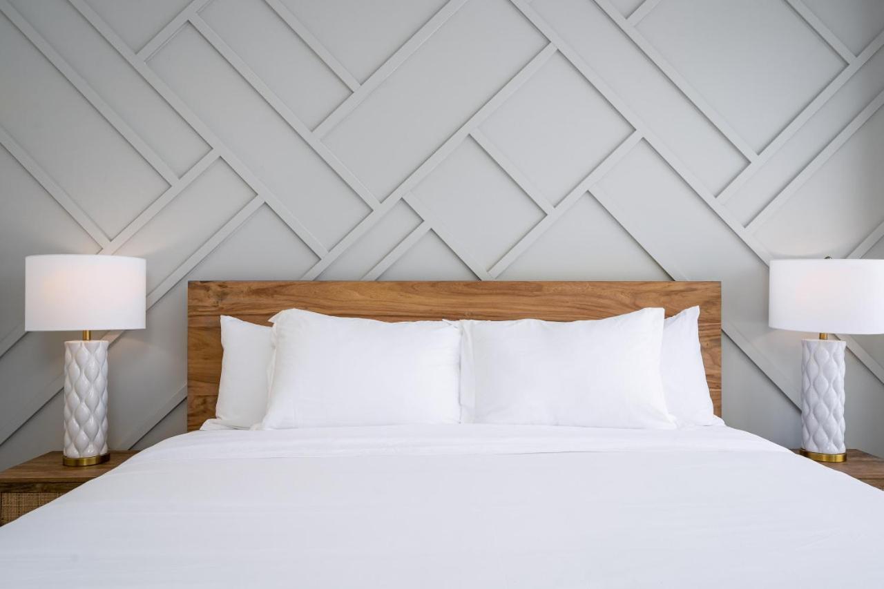 White Rose At For 20 W Hot Tub * Blue Mountains
