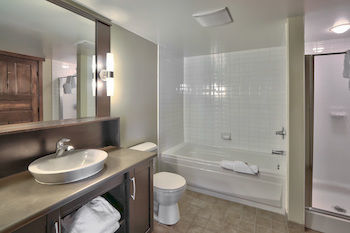 Resort Mosaic - Blue Mountain
